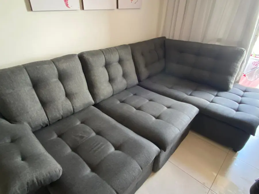 Sofá de canto cinza escuro higienizado